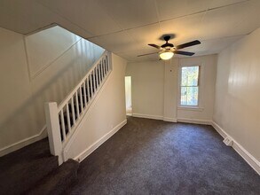 5664 Heiskell St in Philadelphia, PA - Building Photo - Building Photo