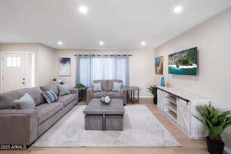 8731 E Columbus Ave in Scottsdale, AZ - Building Photo - Building Photo