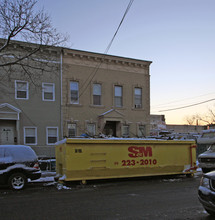 87-67 126th St in Jamaica, NY - Building Photo - Building Photo