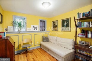928 Dudley St in Philadelphia, PA - Building Photo