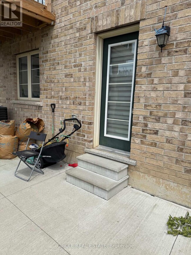 property at 36 Geranium Cres