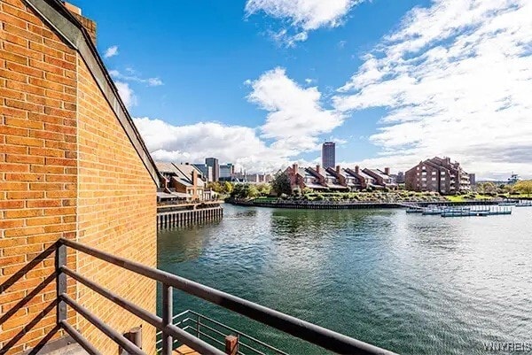 property at 160 Rivermist Dr