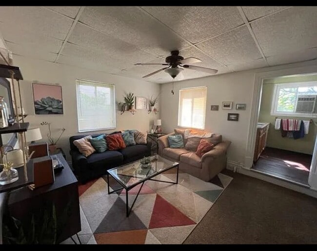 2121 Eggers St in Pittsburgh, PA - Building Photo - Building Photo