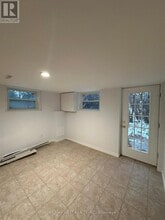 6398 Kingston Rd in Toronto, ON - Building Photo - Building Photo