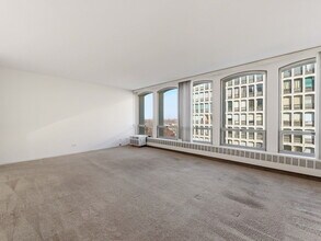 1400 E 55th Pl in Chicago, IL - Building Photo - Building Photo