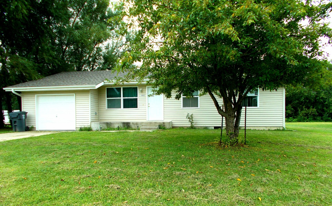 Elwood Homes in Wathena, KS - Building Photo