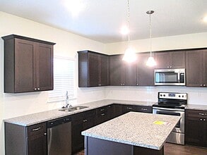 901 Sunny Stroll Dr in Middleburg, FL - Building Photo - Building Photo