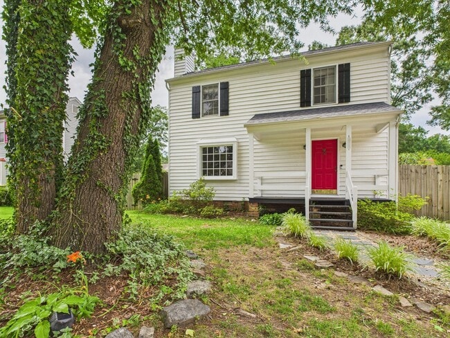 property at 1917 Millsap Ln