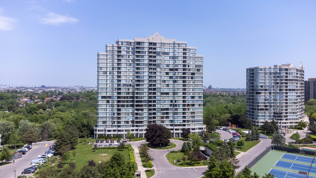 Platinum on the Humber in Toronto, ON - Building Photo - Building Photo