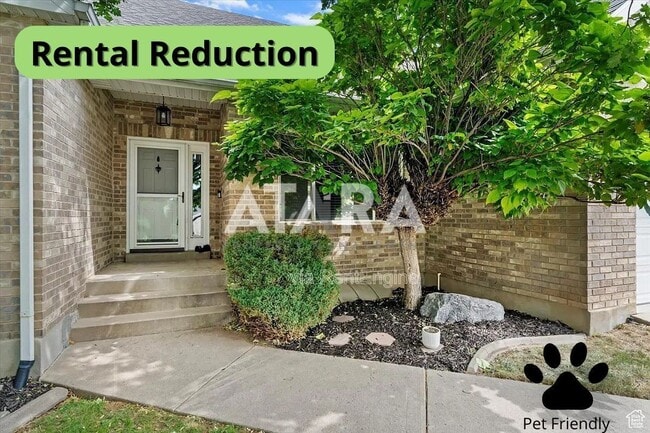 property at 154 W 1100 N