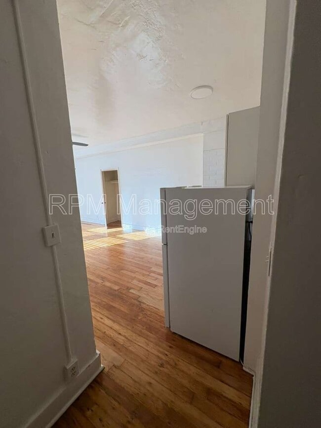 318 S Kingsley Dr in Los Angeles, CA - Building Photo - Building Photo