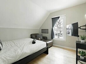 1541 Charles Ave in St. Paul, MN - Building Photo - Building Photo