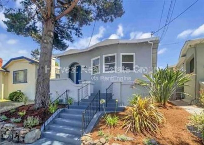 property at 2331 Sacramento St