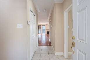 1801 Enterprise Ave in League City, TX - Building Photo