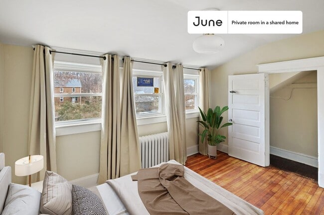 property at 1334 Newton St NE