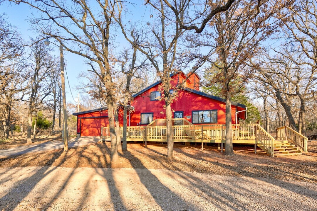 19518 S Dobbs Rd in Oklahoma City, OK - Building Photo