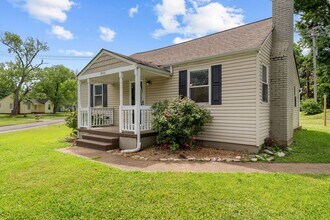 1835 Dalton St in Alcoa, TN - Building Photo - Building Photo
