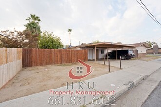 917 S St in Bakersfield, CA - Building Photo - Building Photo