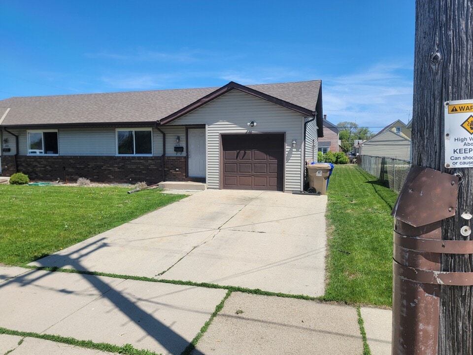 5005 26th Ave in Kenosha, WI - Building Photo