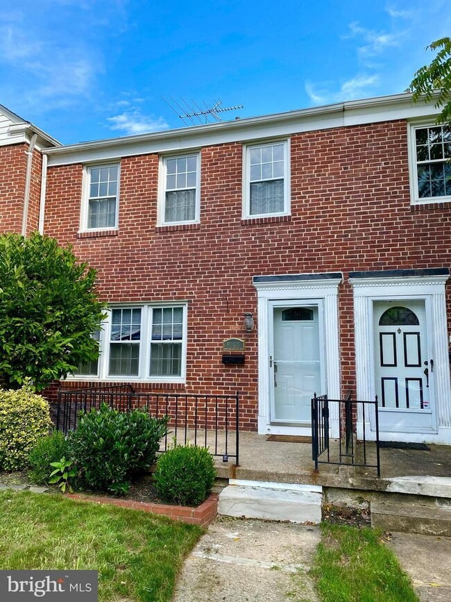 property at 8139 Clyde Bank Rd