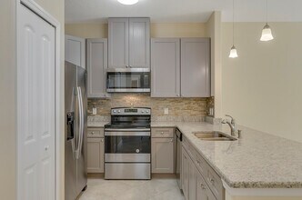 30 Frenora Ln in Palm Coast, FL - Building Photo - Building Photo