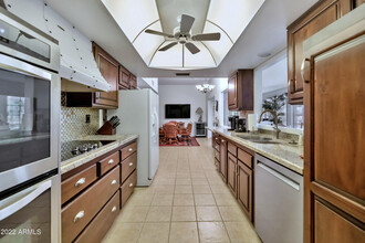 9956 W Willow Point in Sun City, AZ - Building Photo - Building Photo