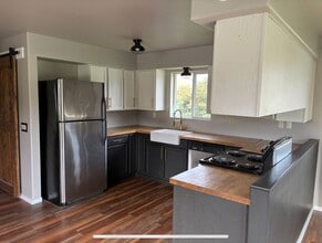 9179 Harrison Rd in Sedro Woolley, WA - Building Photo - Building Photo