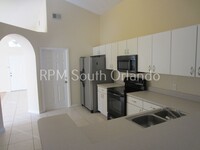 1021 Lejay St in Orlando, FL - Foto de edificio - Building Photo