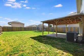 1811 Adobe Falls Dr in Spring, TX - Building Photo - Building Photo