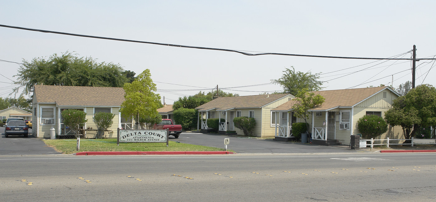 The Delta Court Apartments in Antioch, CA - Building Photo