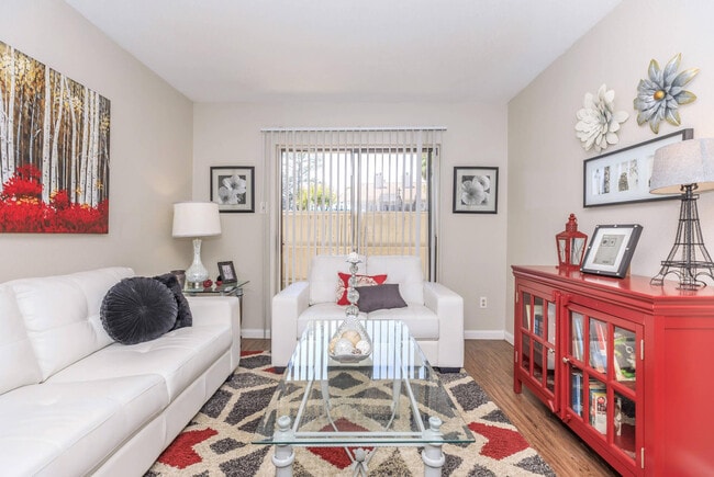 Waverly in Houston, TX - Building Photo - Building Photo