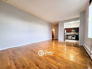 23-34 28th Avenue, DG5 in Queens, NY - Building Photo - Building Photo