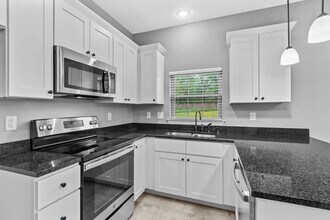 4882 Castlewood Ln in Fayetteville, AR - Building Photo - Building Photo