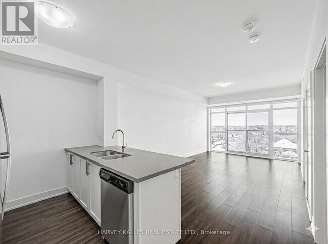 460 Dundas St E in Hamilton, ON - Building Photo - Building Photo