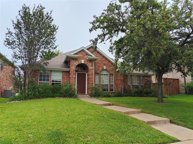2453 Hunters Run Dr in Plano, TX - Building Photo