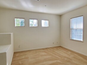 324 Marble Arch Ave in San Jose, CA - Building Photo - Building Photo