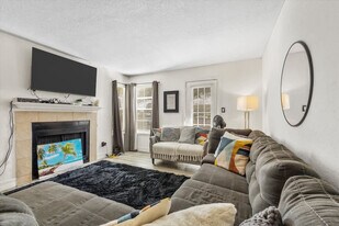 4561 Southfield Ave in Orlando, FL - Building Photo