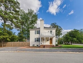 5508 Grove Ave in Richmond, VA - Building Photo - Building Photo