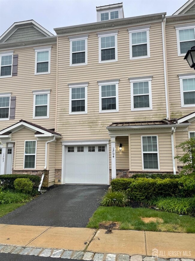 1704 Hights Farm Rd S in Monroe Township, NJ - Building Photo - Building Photo