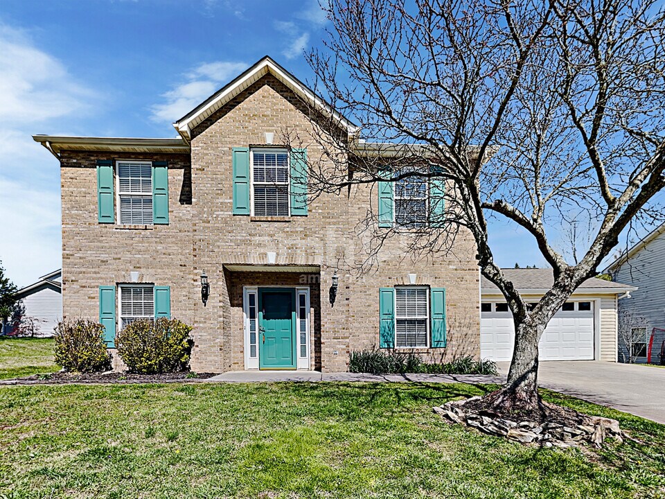 7236 Haynesfield Ln in Knoxville, TN - Building Photo