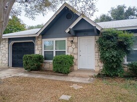 9742 Hidden Rock in San Antonio, TX - Building Photo