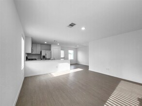118 Nicholas Rd in Wharton, TX - Building Photo - Building Photo