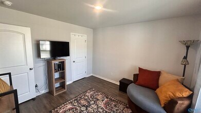 174 Meadow Ridge Dr in Hazel Green, AL - Building Photo - Building Photo