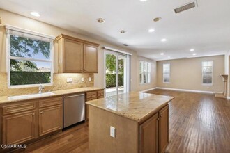 4659 Cielo Cir in Calabasas, CA - Building Photo - Building Photo