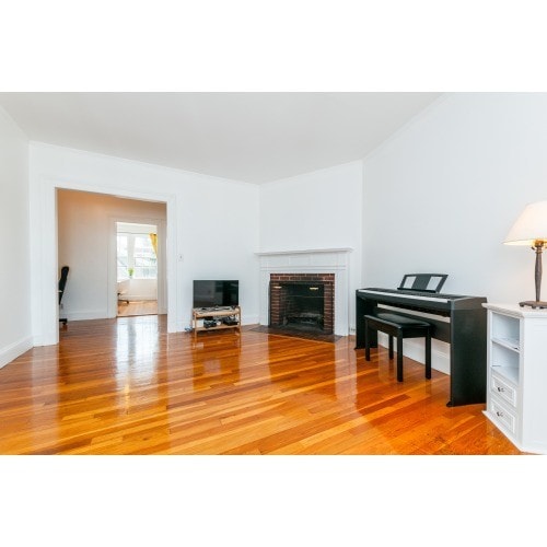 32 Shepard St in Cambridge, MA - Building Photo - Building Photo