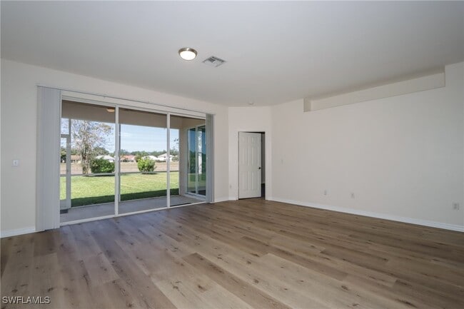 property at 11204 Lakeland Cir