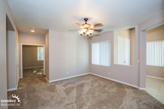 8129 Briggs Gully St in North Las Vegas, NV - Building Photo - Building Photo