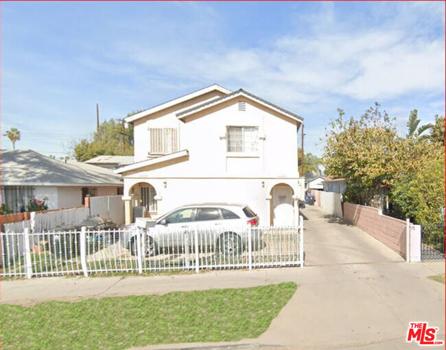 property at 1735 W 55th St