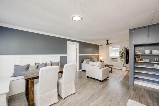property at 5000 Lynndale Dr