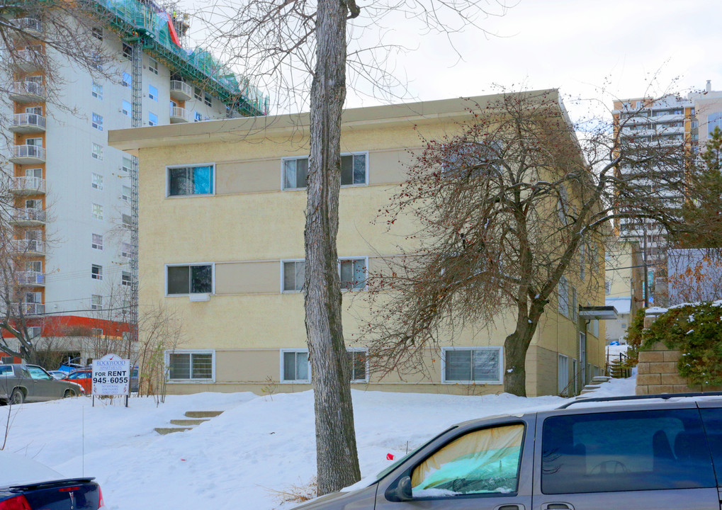 Heritage Trail Apartments 3 in Edmonton, AB - Building Photo